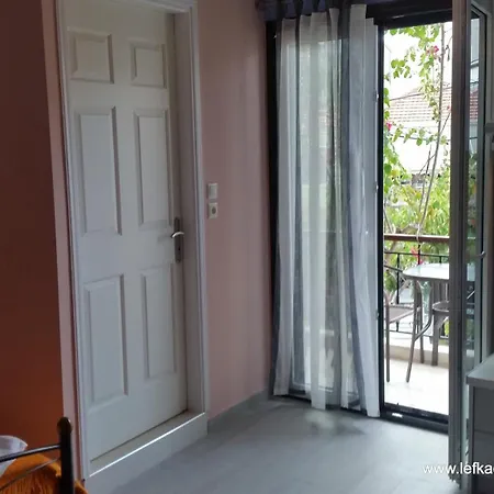 Center Λευκάδα