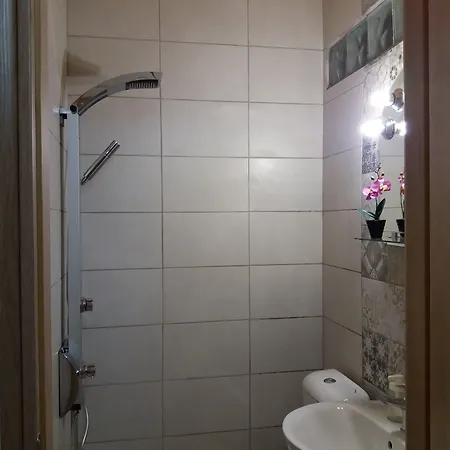 Center Apartment *